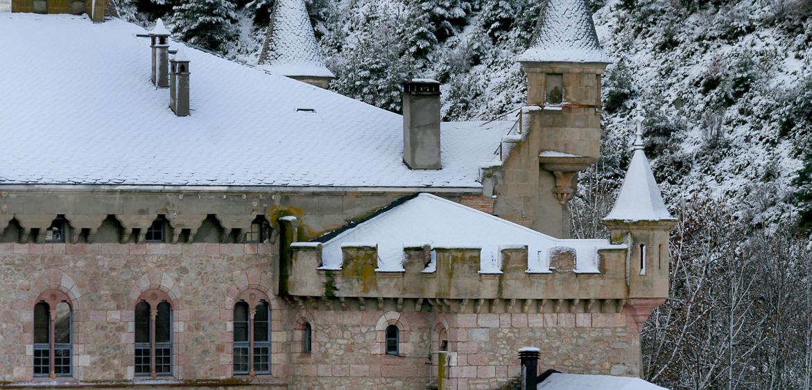 Paisatge castell nevat